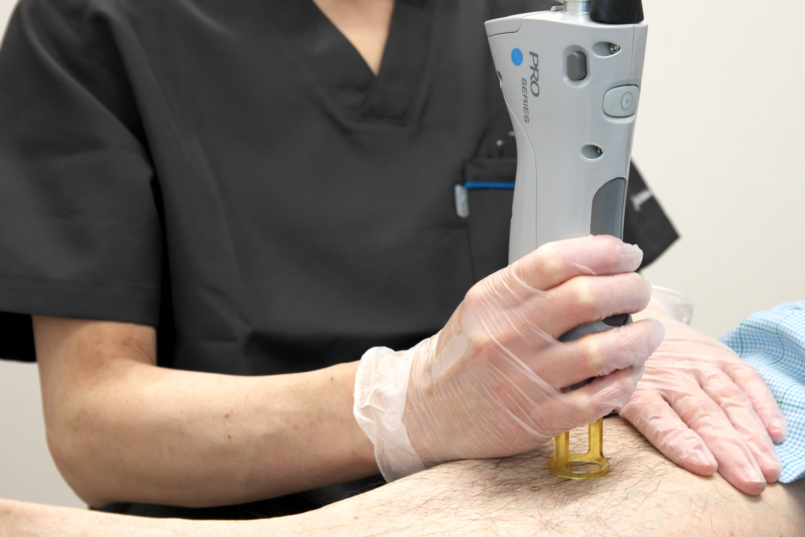 【医療脱毛】クリニックの脱毛でレーザーのモードや出力は調整可能? 1 【医療脱毛】クリニックの脱毛でレーザーのモードや出力は調整可能?